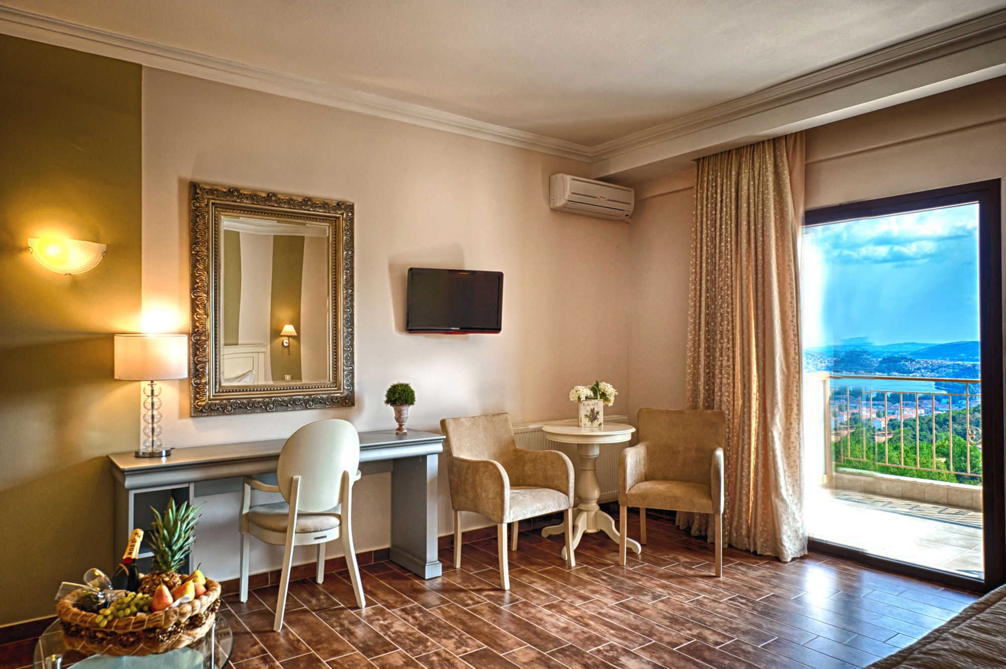 Enastron View Hotel Костур Екстериор снимка